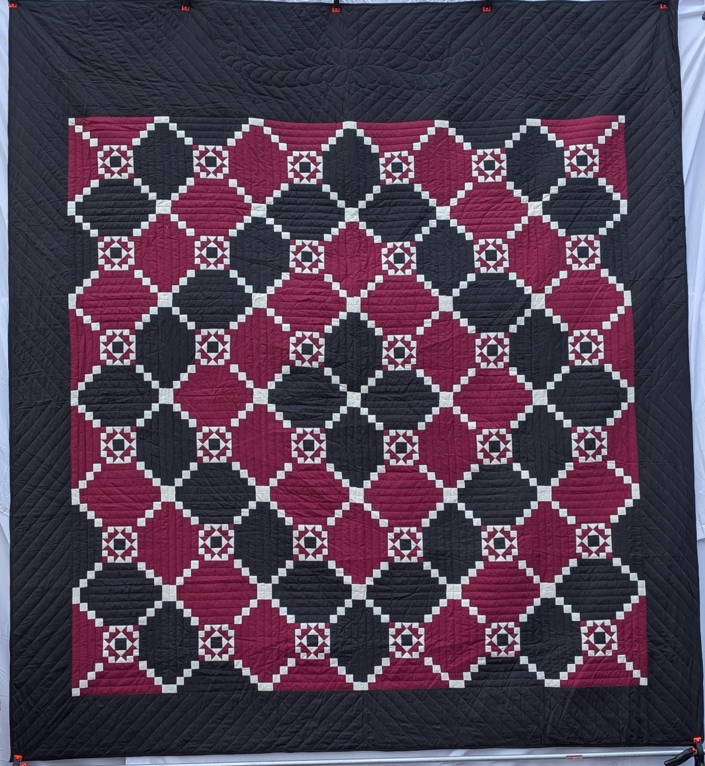 Dutch Star Trellis, black/burgundy